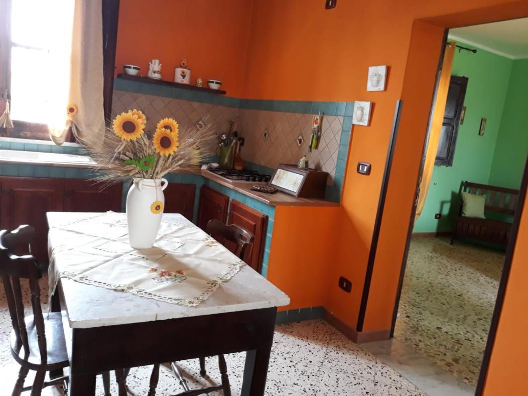 La Casetta Degli Ulivi Con Piscina Menfi Dış mekan fotoğraf